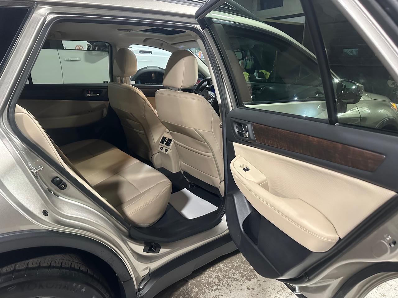 2016 Subaru Outback 3.6R w/Limited & Tech Pkg Photo