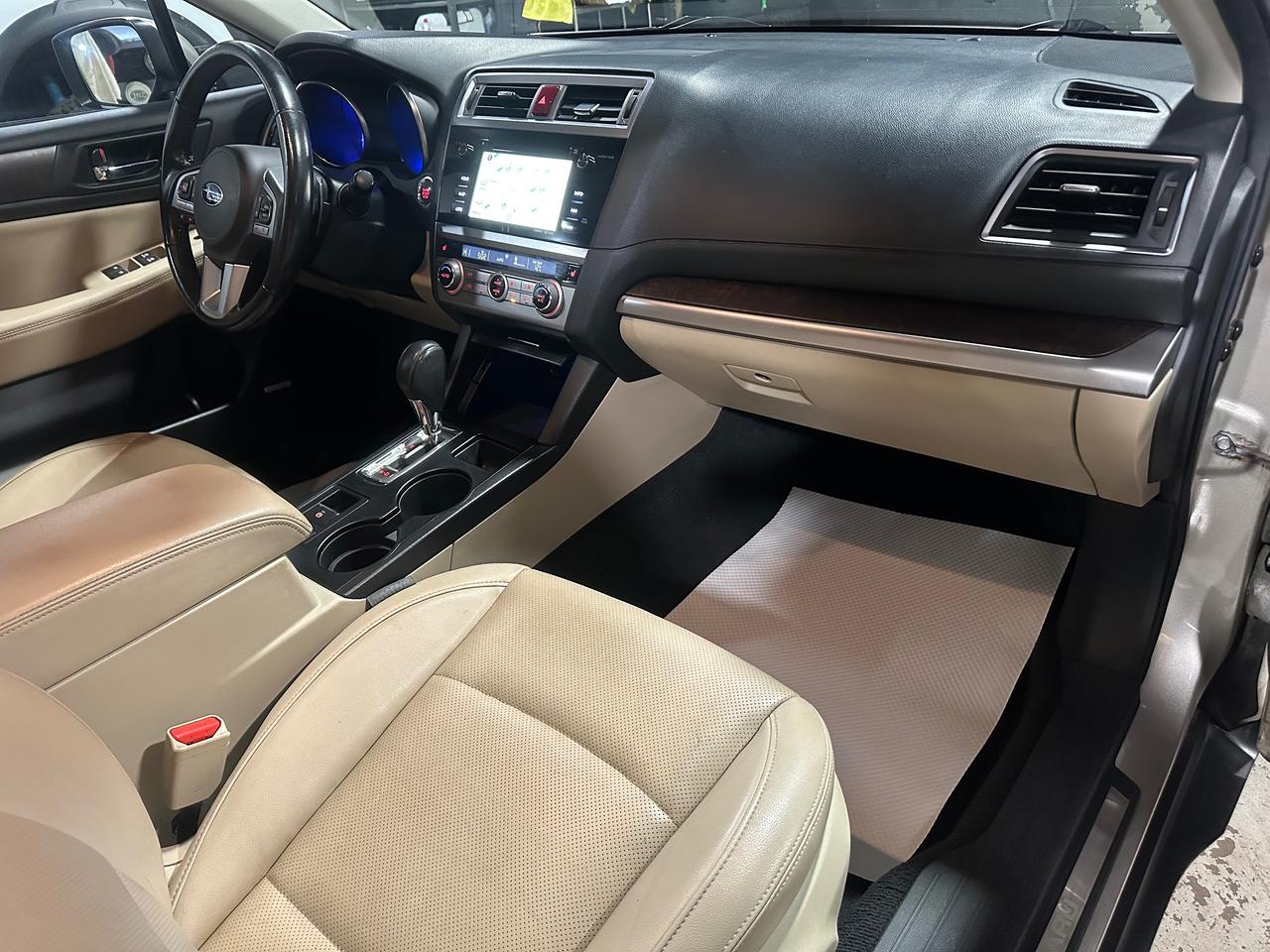 2016 Subaru Outback 3.6R w/Limited & Tech Pkg Photo