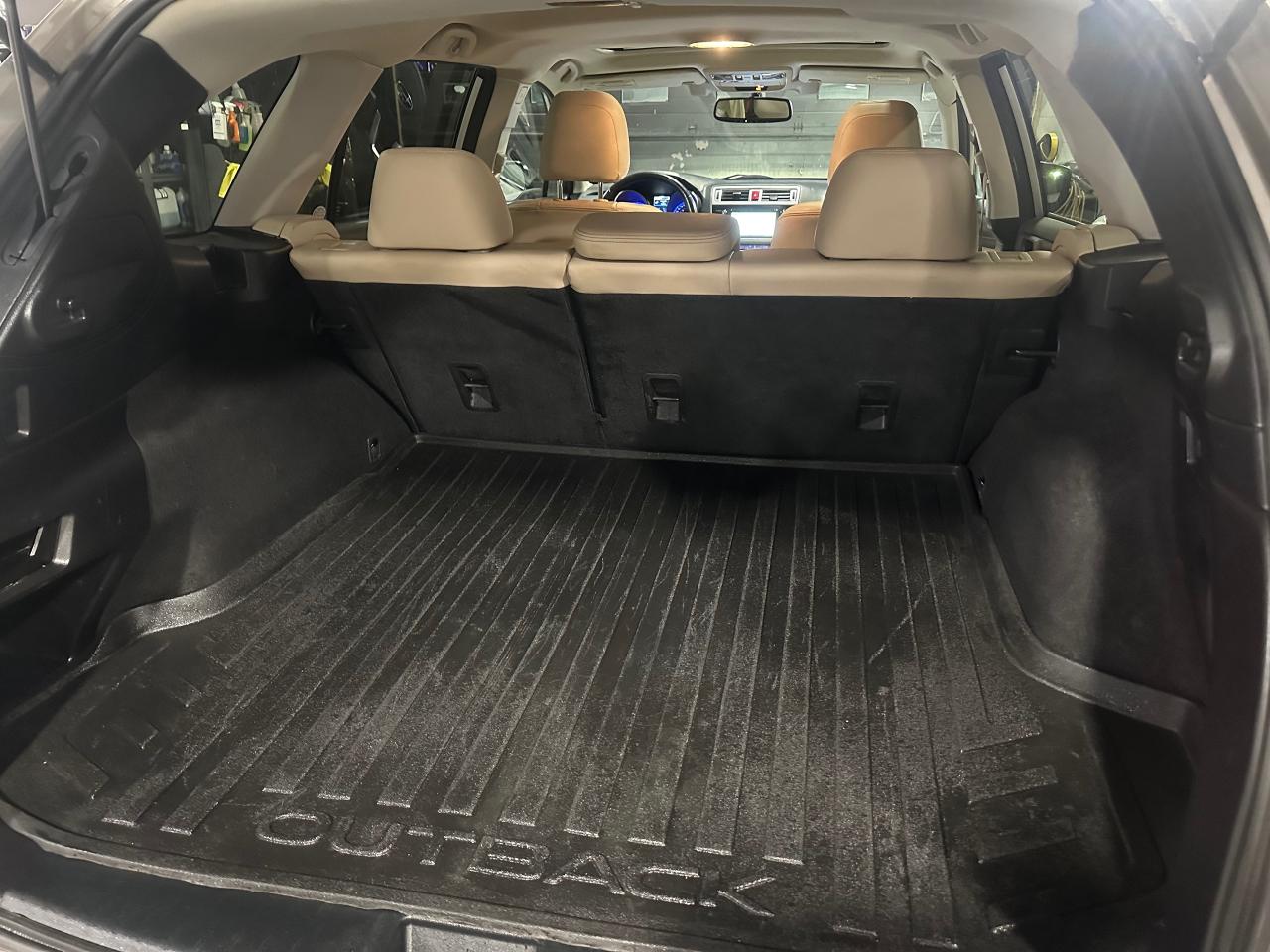 2016 Subaru Outback 3.6R w/Limited & Tech Pkg Photo