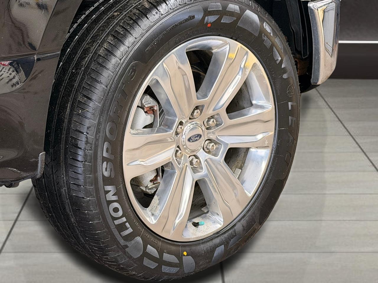 2017 Ford F-150 XLT+New Tires+Brakes+Camera+ACCIDENT FREE Photo112