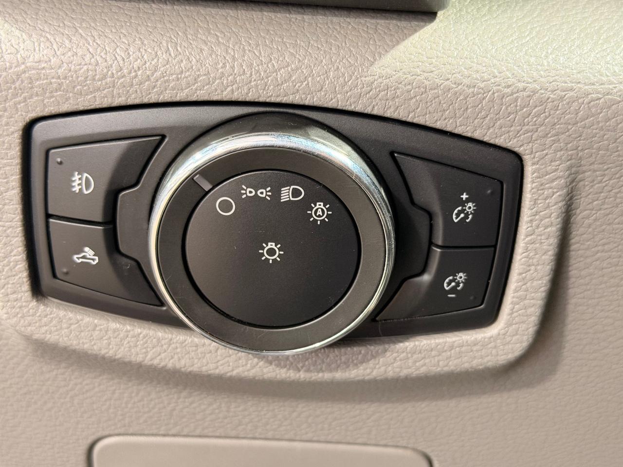 2017 Ford F-150 XLT+New Tires+Brakes+Camera+ACCIDENT FREE Photo45