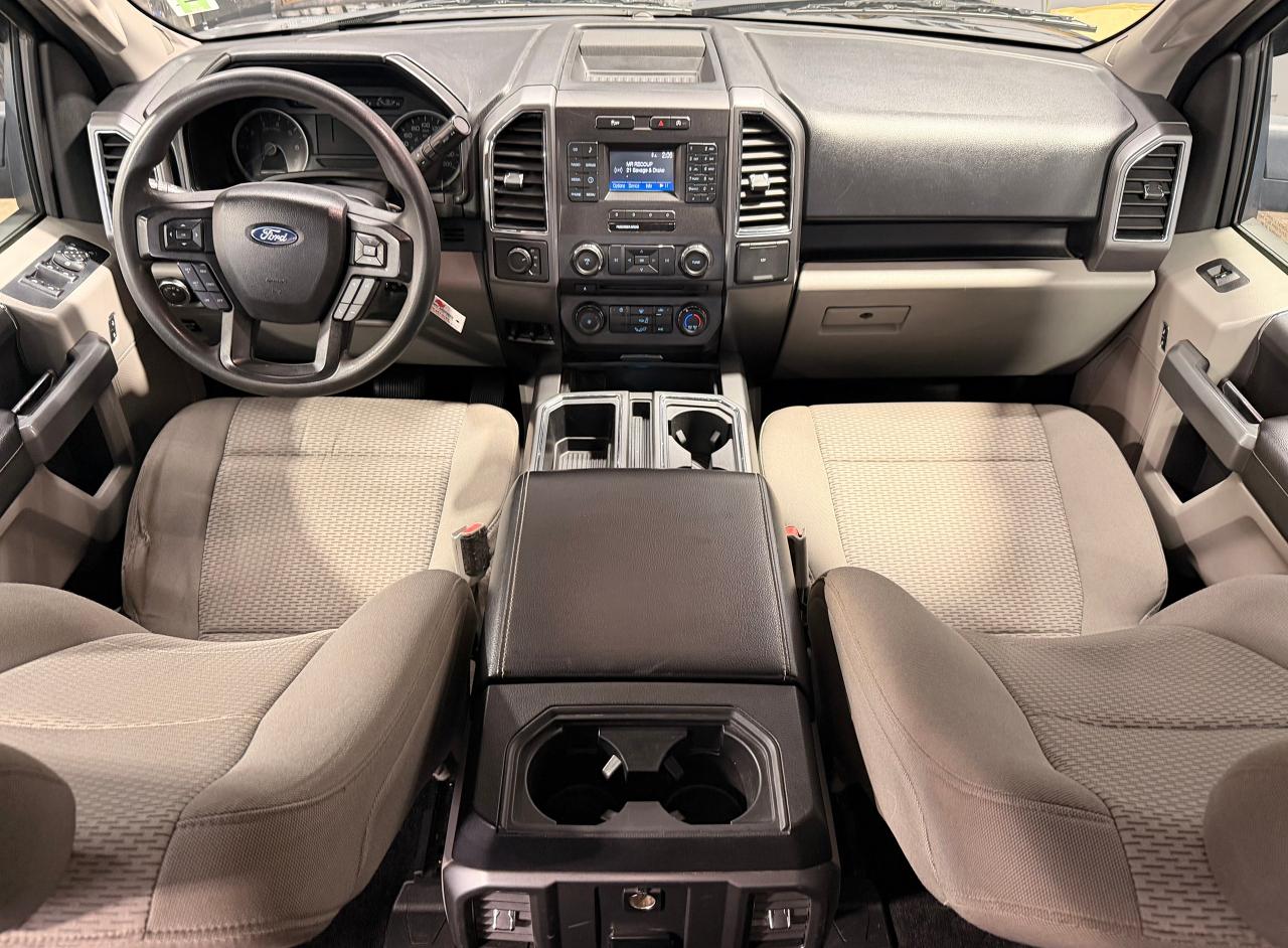 2017 Ford F-150 XLT+New Tires+Brakes+Camera+ACCIDENT FREE Photo2