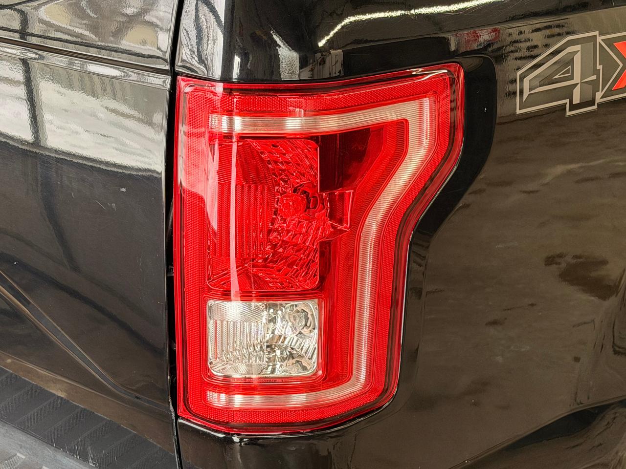 2017 Ford F-150 XLT+New Tires+Brakes+Camera+ACCIDENT FREE Photo