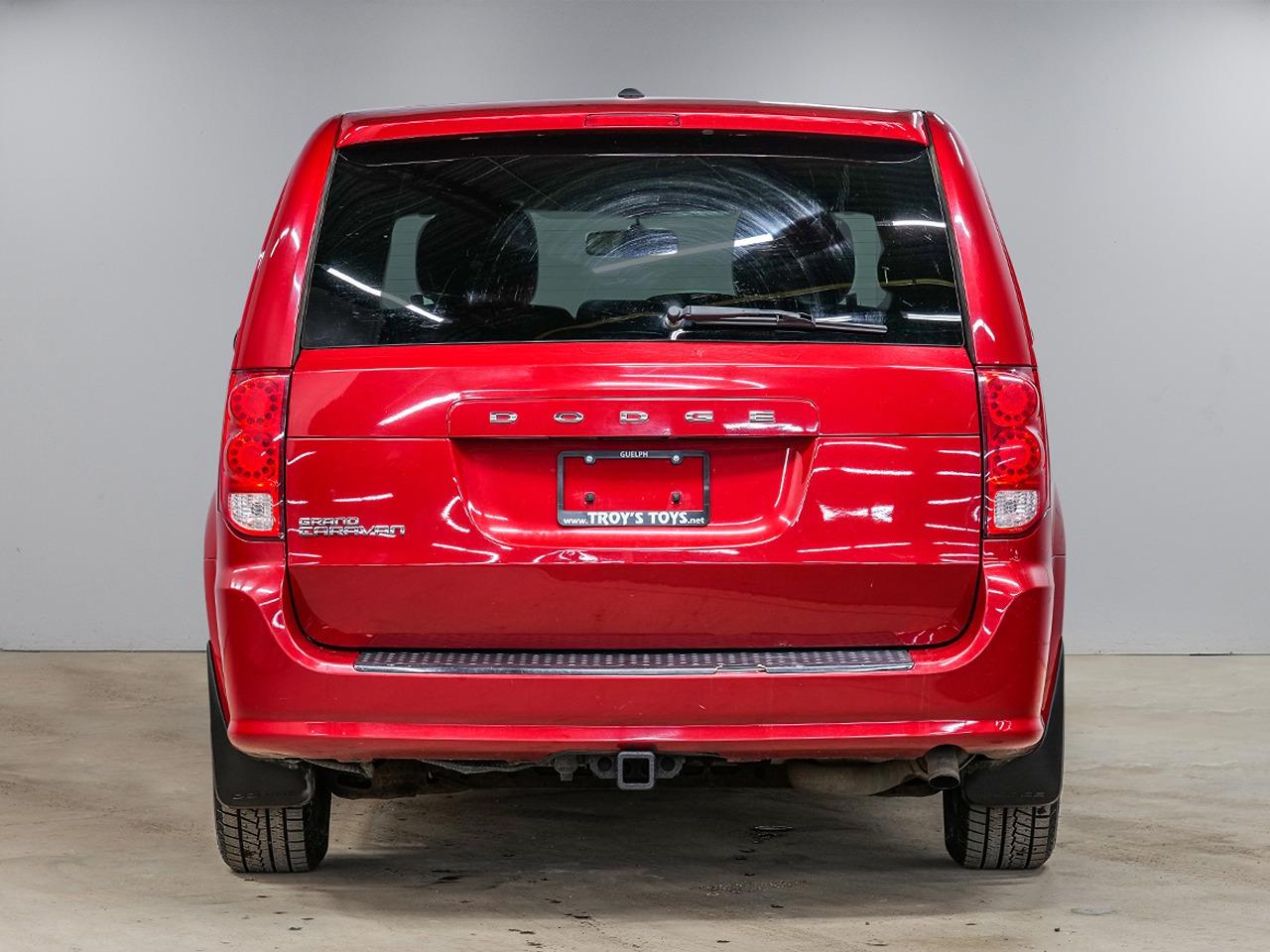 2014 Dodge Grand Caravan SXT Photo6