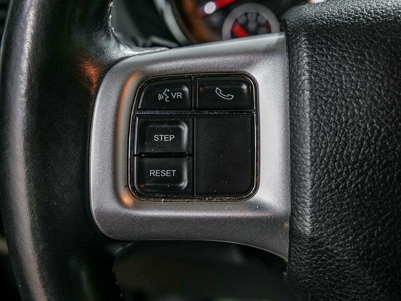 2014 Dodge Grand Caravan SXT Photo18