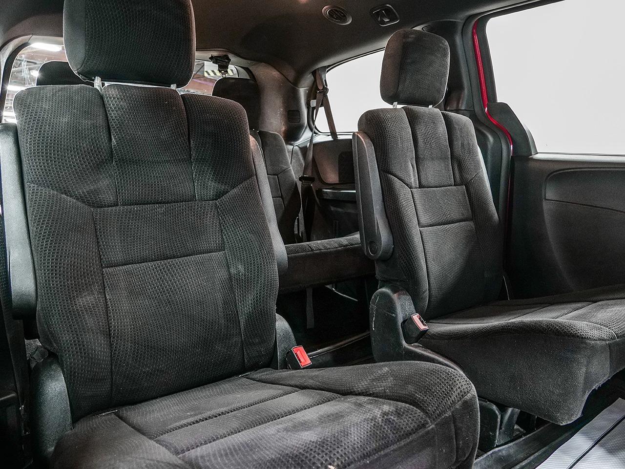 2014 Dodge Grand Caravan SXT Photo15