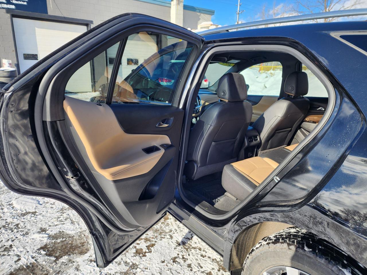 2022 Chevrolet Equinox Premier l AWD l Clean Carfax l No Accidents Photo