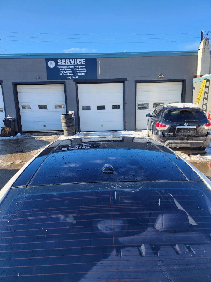 2016 Nissan Maxima Platinum l Heated Seats l Mint Condition Photo