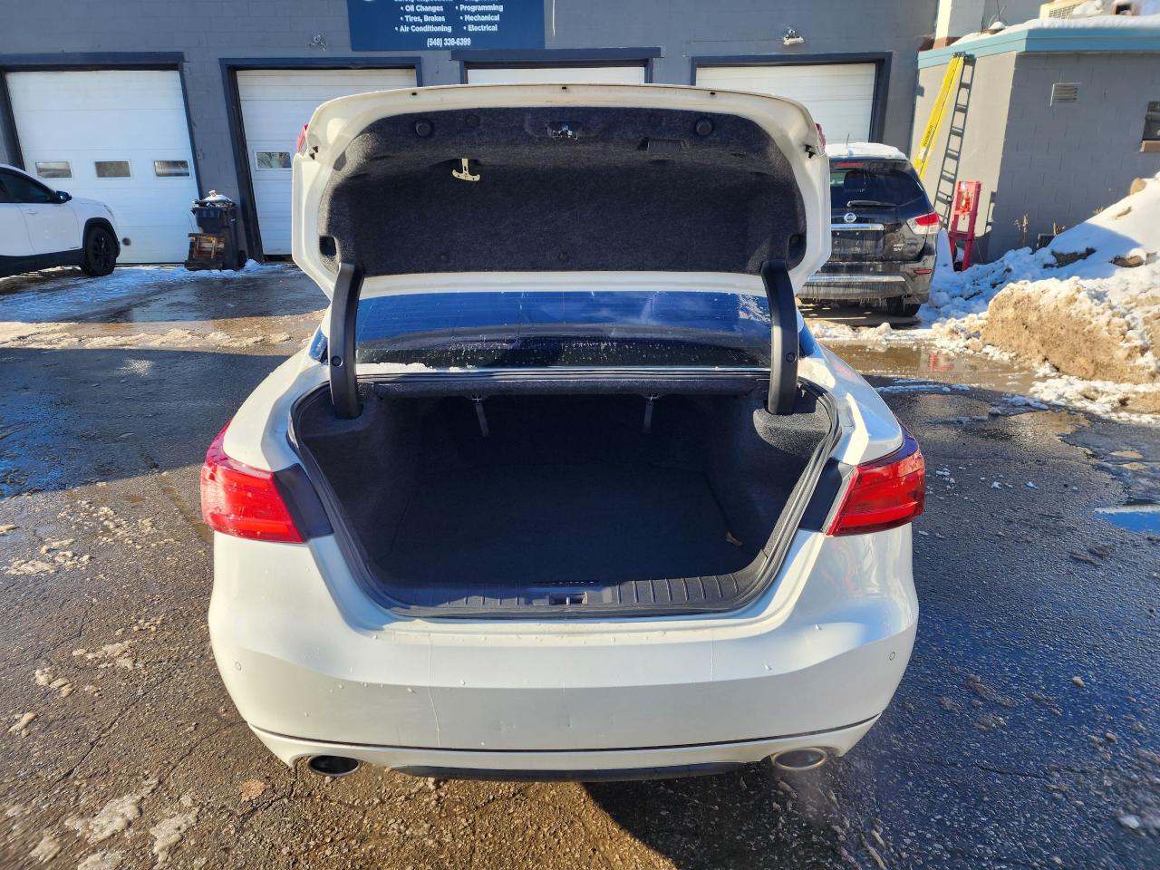 2016 Nissan Maxima Platinum l Heated Seats l Mint Condition Photo