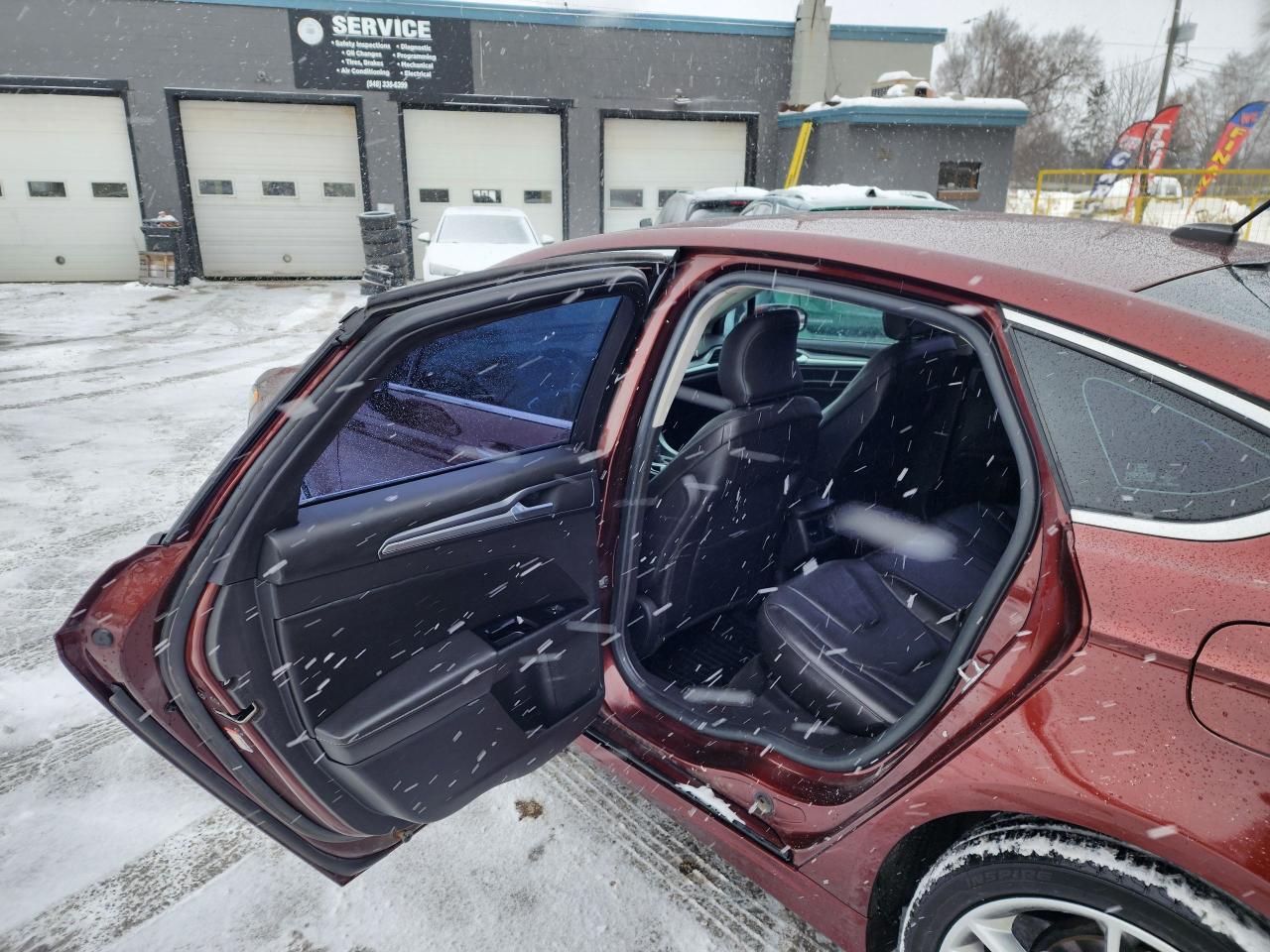 2016 Ford Fusion Titanium l AWD l Clean Carfax l No Accidents Photo