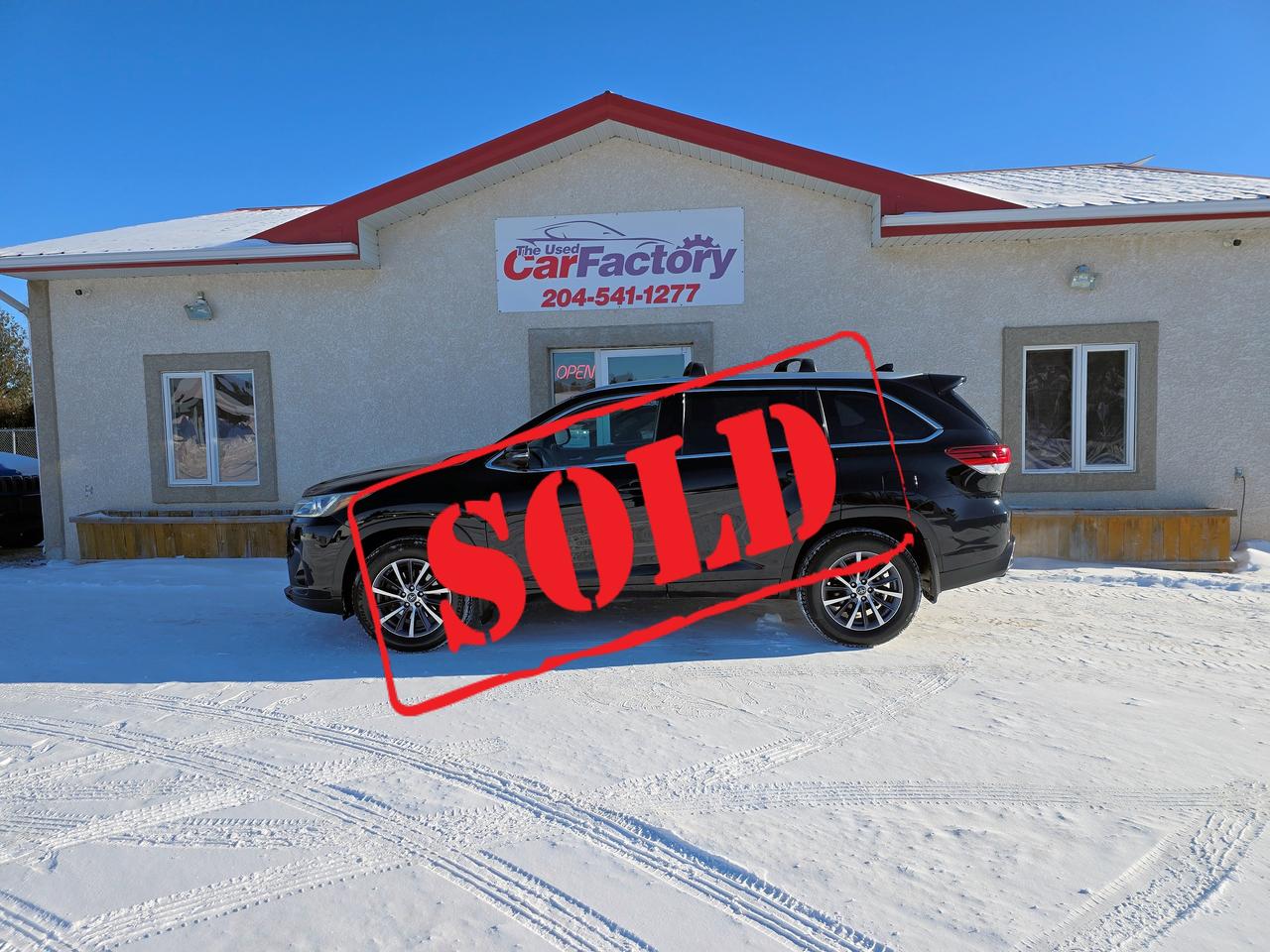2017 Toyota Highlander XLE 7 Passenger | Low KM | Sunroof