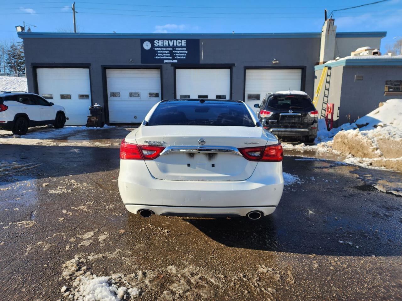 2016 Nissan Maxima Platinum l Heated Seats l Mint Condition