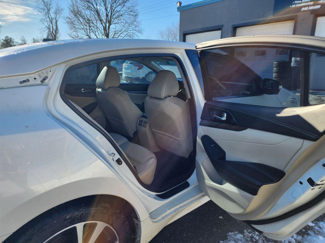 2016 Nissan Maxima Platinum l Heated Seats l Mint Condition