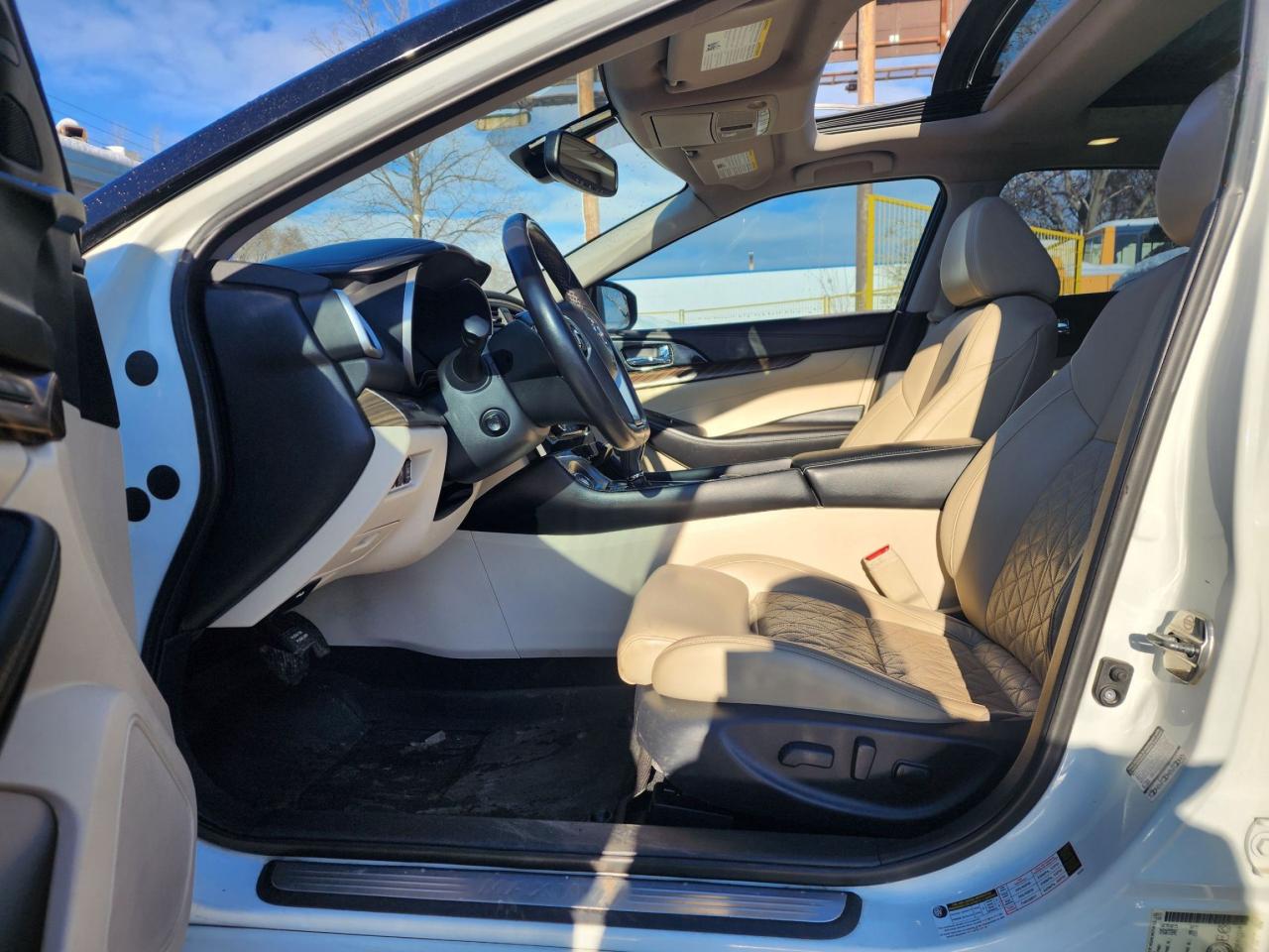 2016 Nissan Maxima Platinum l Heated Seats l Mint Condition