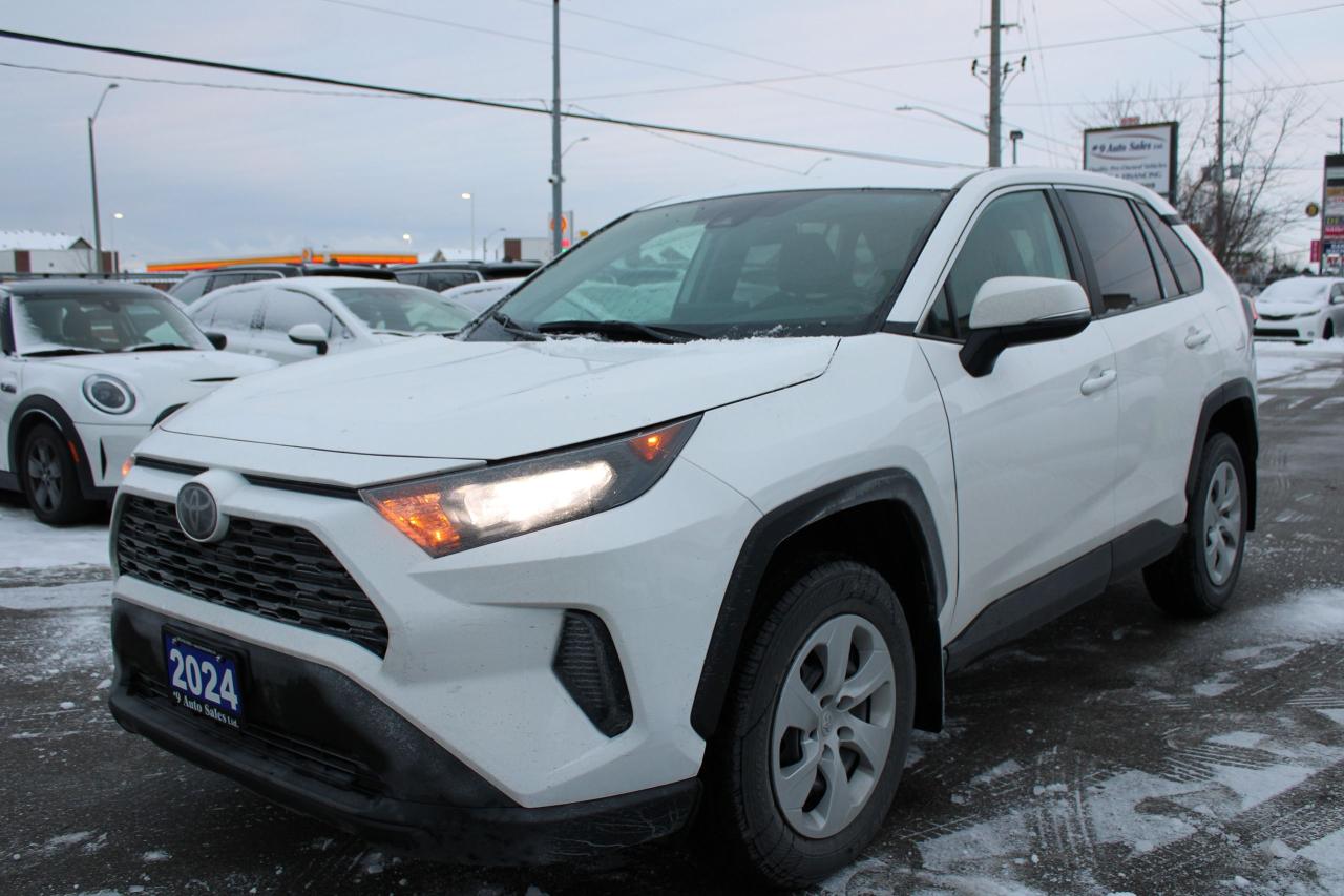 2024 Toyota RAV4 LE AWD Photo