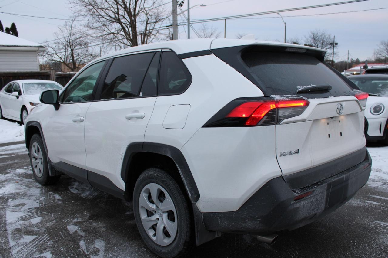 2024 Toyota RAV4 LE AWD Photo