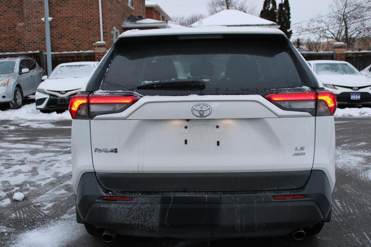 2024 Toyota RAV4 LE AWD Photo