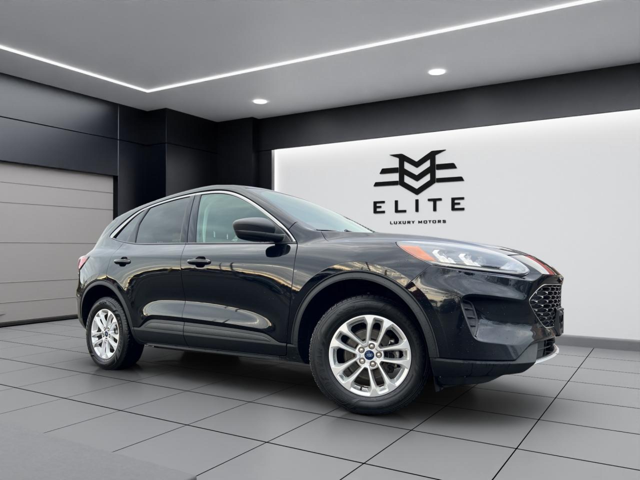 2022 Ford Escape SE AWD - Blind Spot Monitor - Reverse Camera !!! Photo