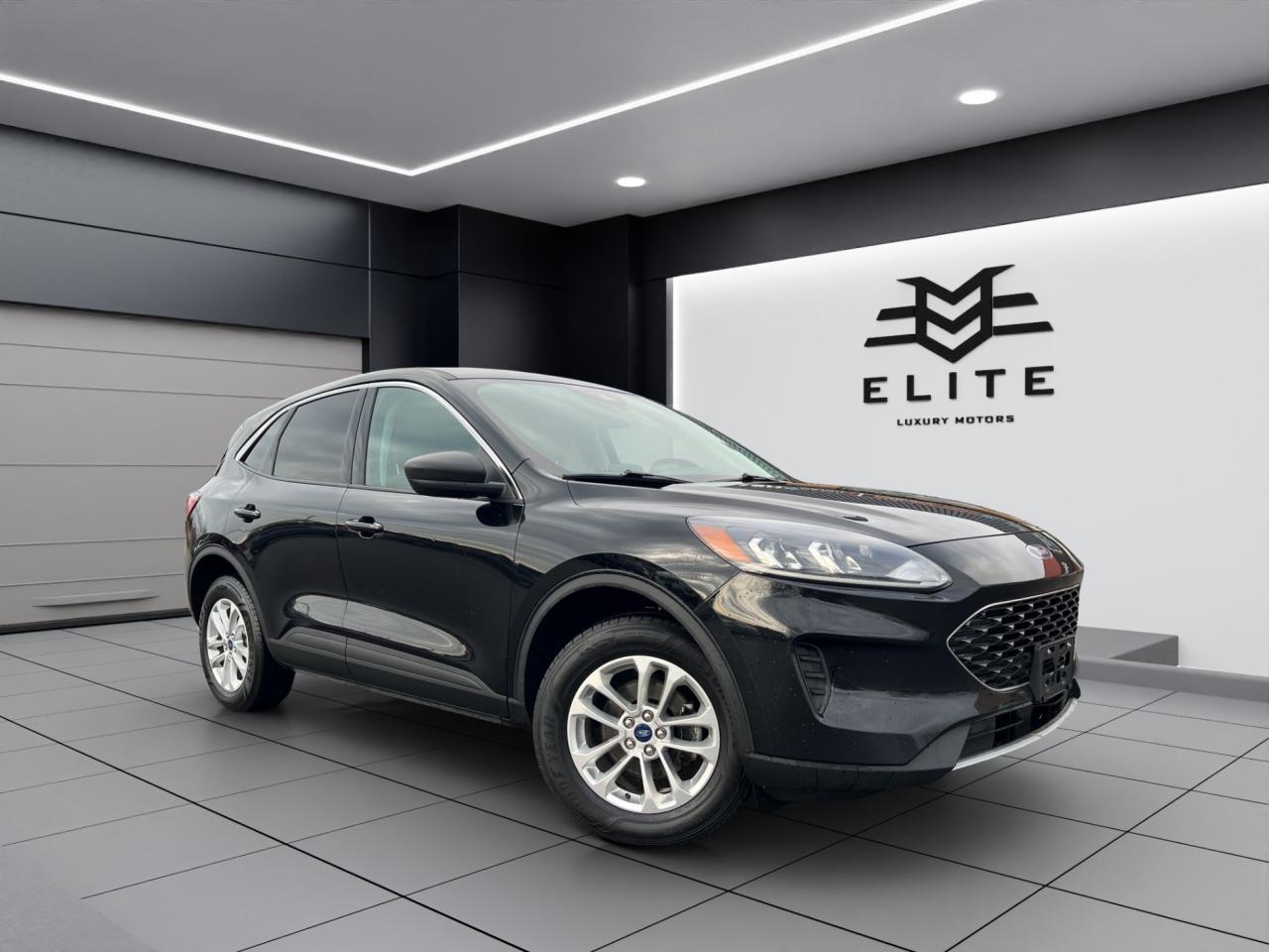 2022 Ford Escape SE AWD - Blind Spot Monitor - Reverse Camera !!! Photo