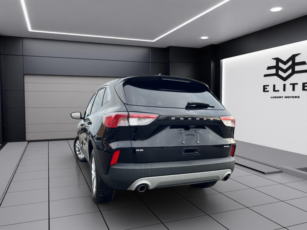 2022 Ford Escape SE AWD - Blind Spot Monitor - Reverse Camera !!! Photo