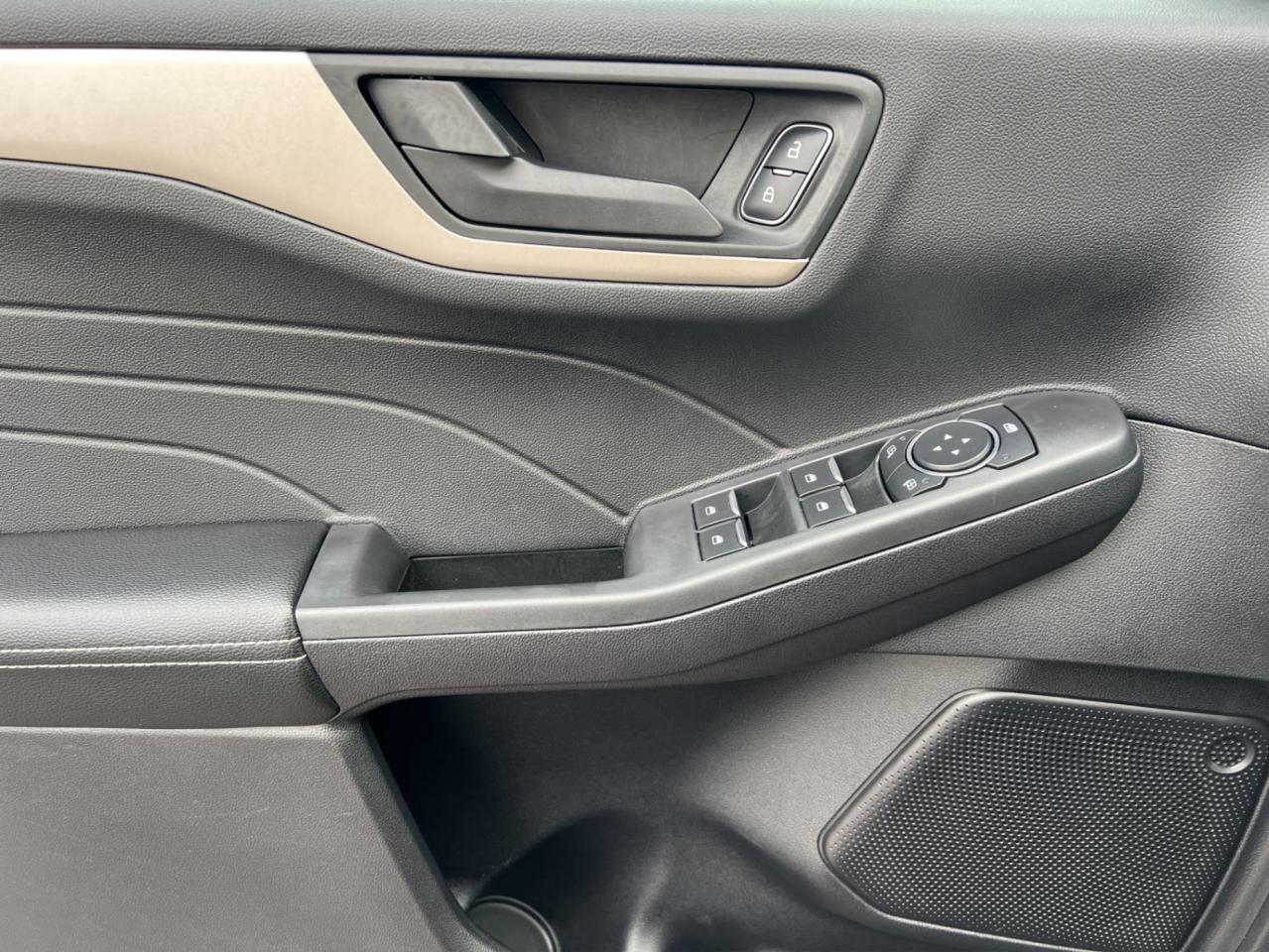 2022 Ford Escape SE AWD - Blind Spot Monitor - Reverse Camera !!! Photo