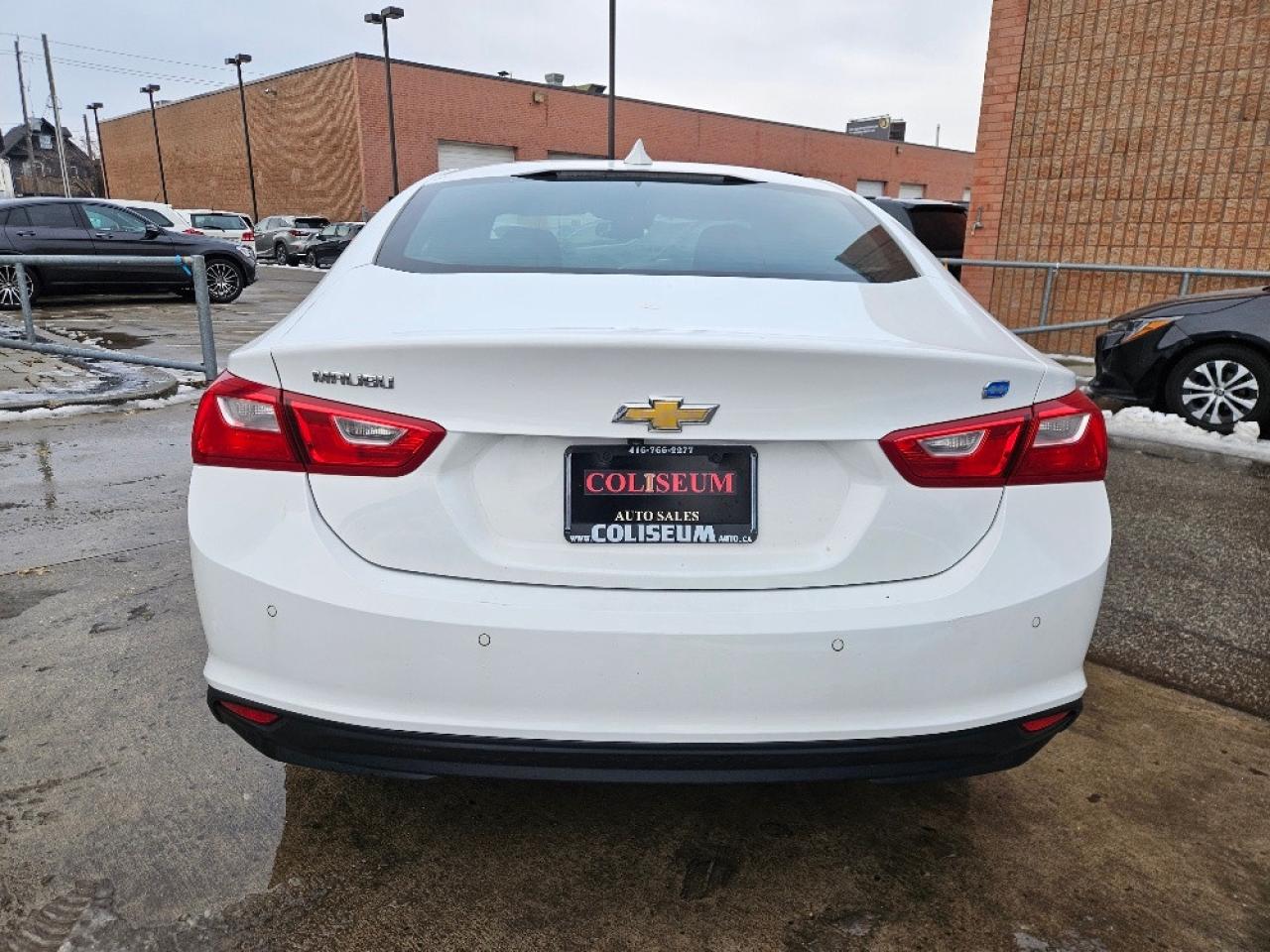 2017 Chevrolet Malibu HYBRID-CARPLAY-84KM-CERTIFIED Photo3