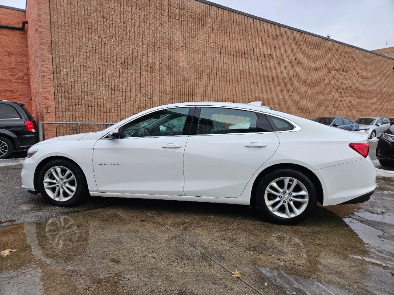 2017 Chevrolet Malibu HYBRID-CARPLAY-84KM-CERTIFIED Photo