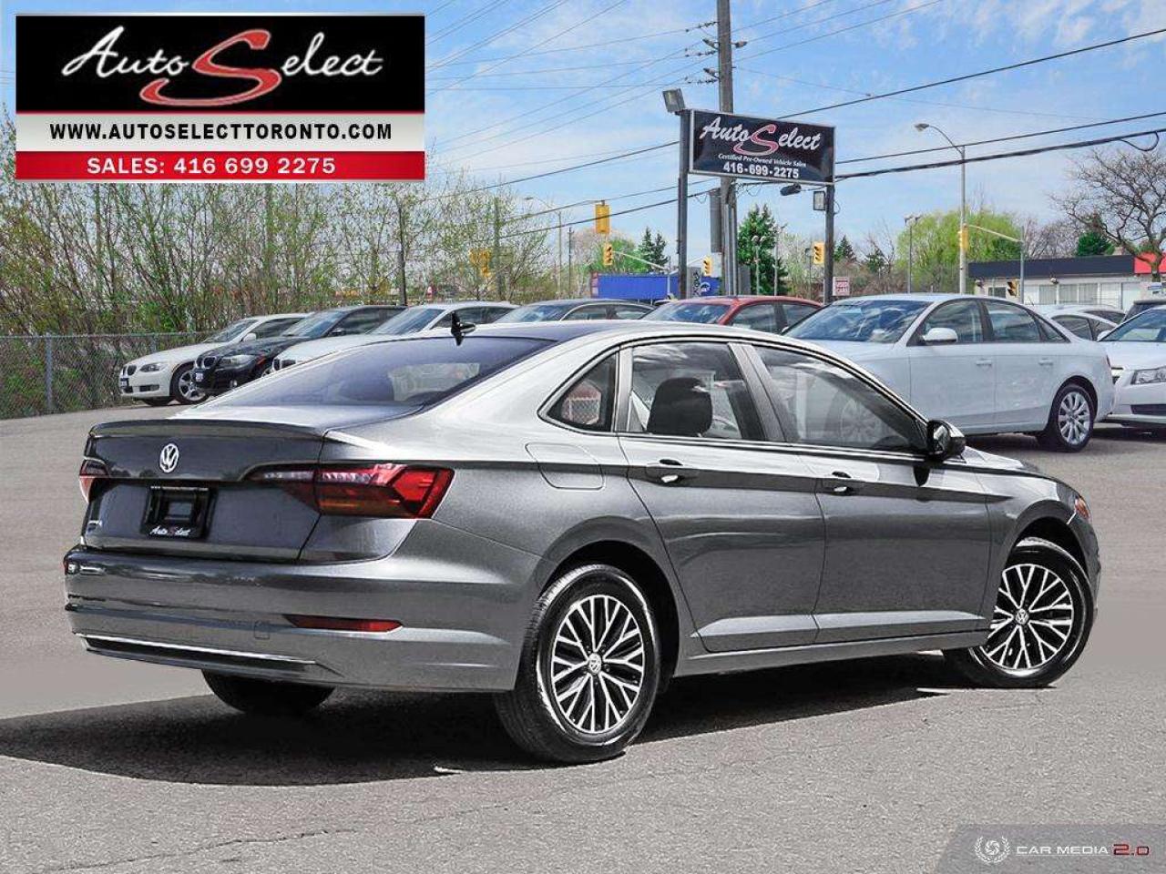 2019 Volkswagen Jetta Highline Apple Carplay - Leather - Sunroof - Well Maintaine Photo