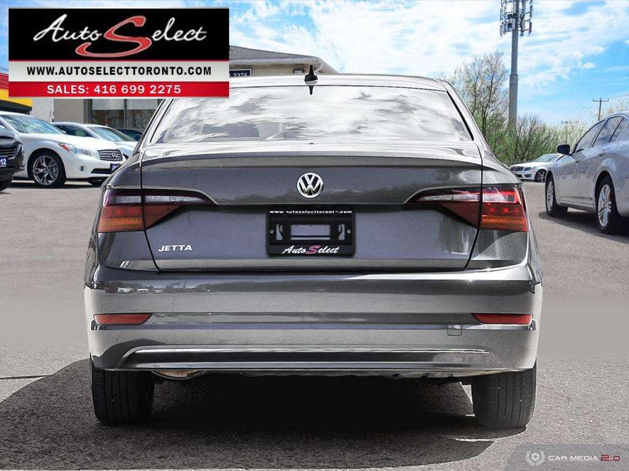 2019 Volkswagen Jetta Highline Apple Carplay - Leather - Sunroof - Well Maintaine Photo