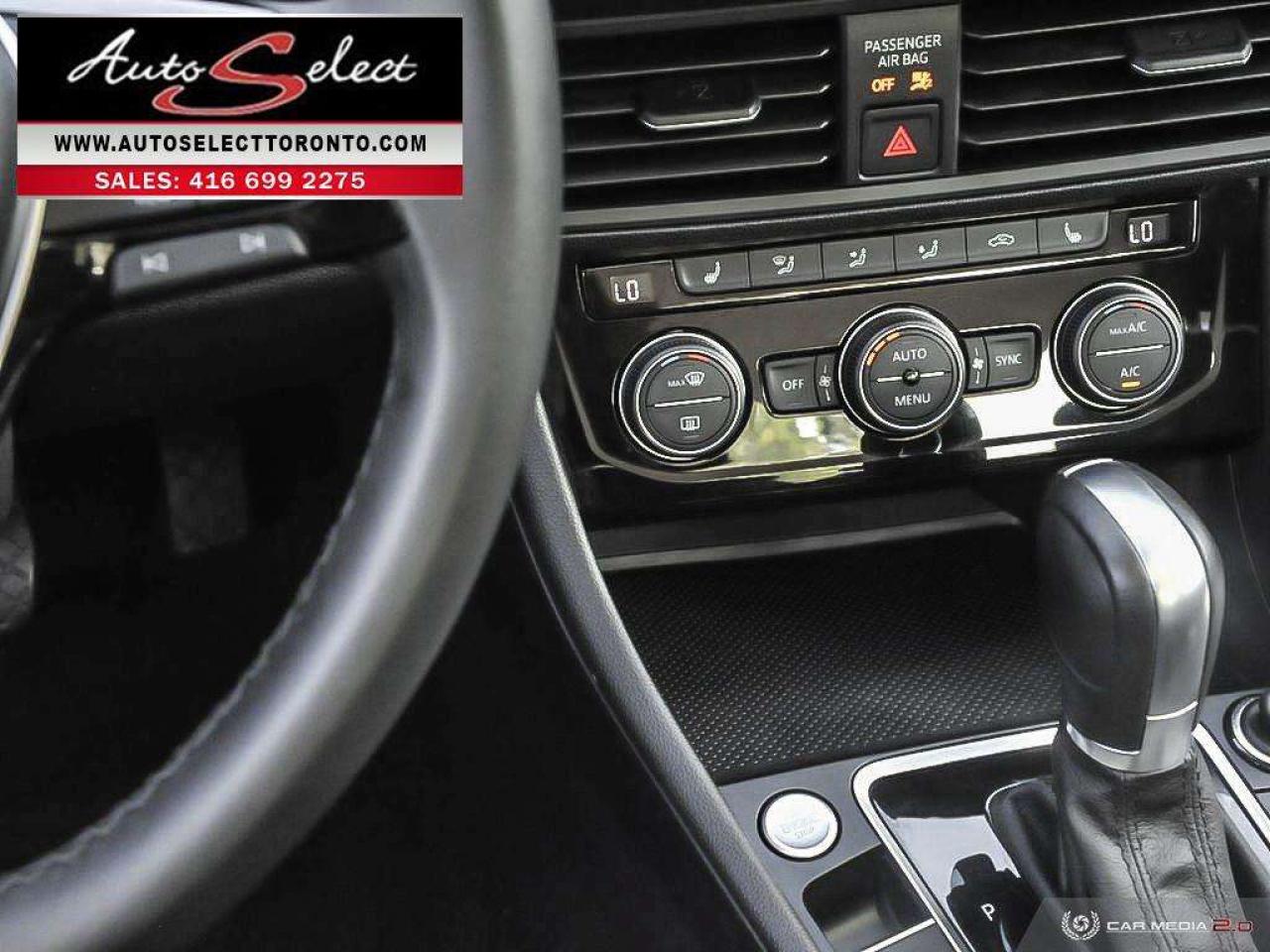 2019 Volkswagen Jetta Highline Apple Carplay - Leather - Sunroof - Well Maintaine Photo