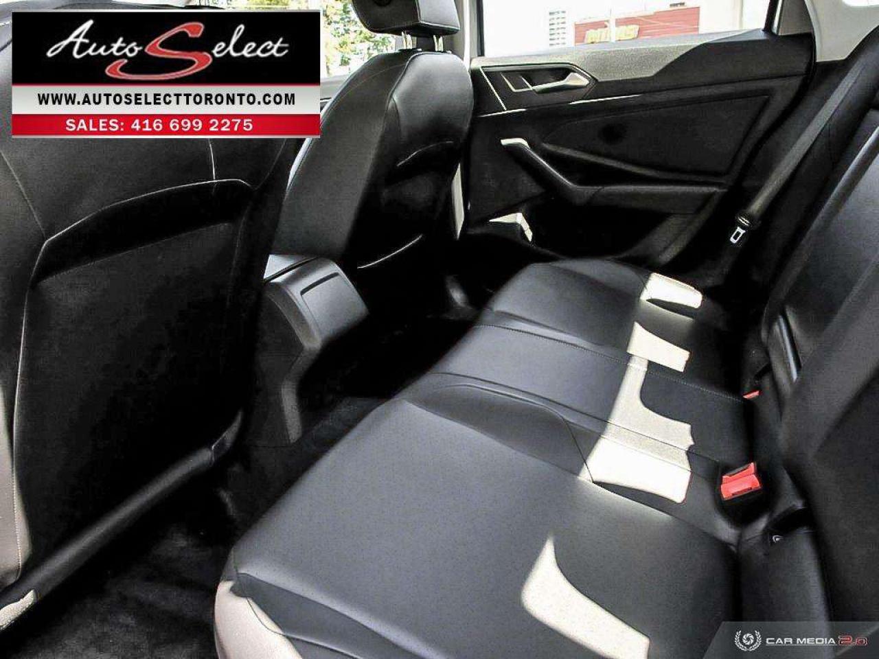 2019 Volkswagen Jetta Highline Apple Carplay - Leather - Sunroof - Well Maintaine Photo