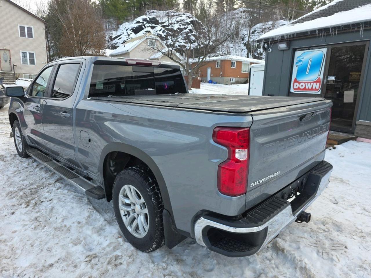 2019 Chevrolet Silverado 1500 SILVERADO LT Z71 Photo2