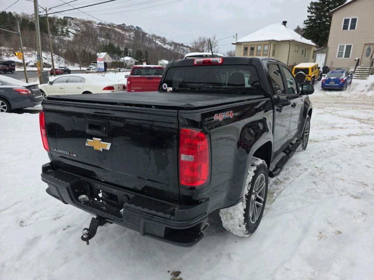 2019 Chevrolet Colorado CREW CAB WT Photo4