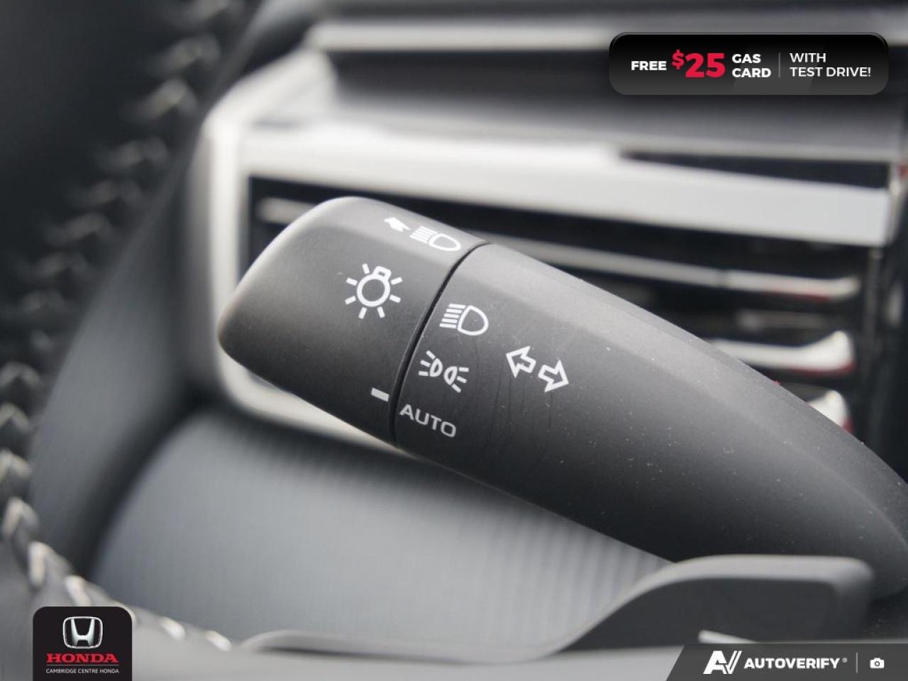 2025 Toyota Camry SE HYBRID VEHICLE! Photo