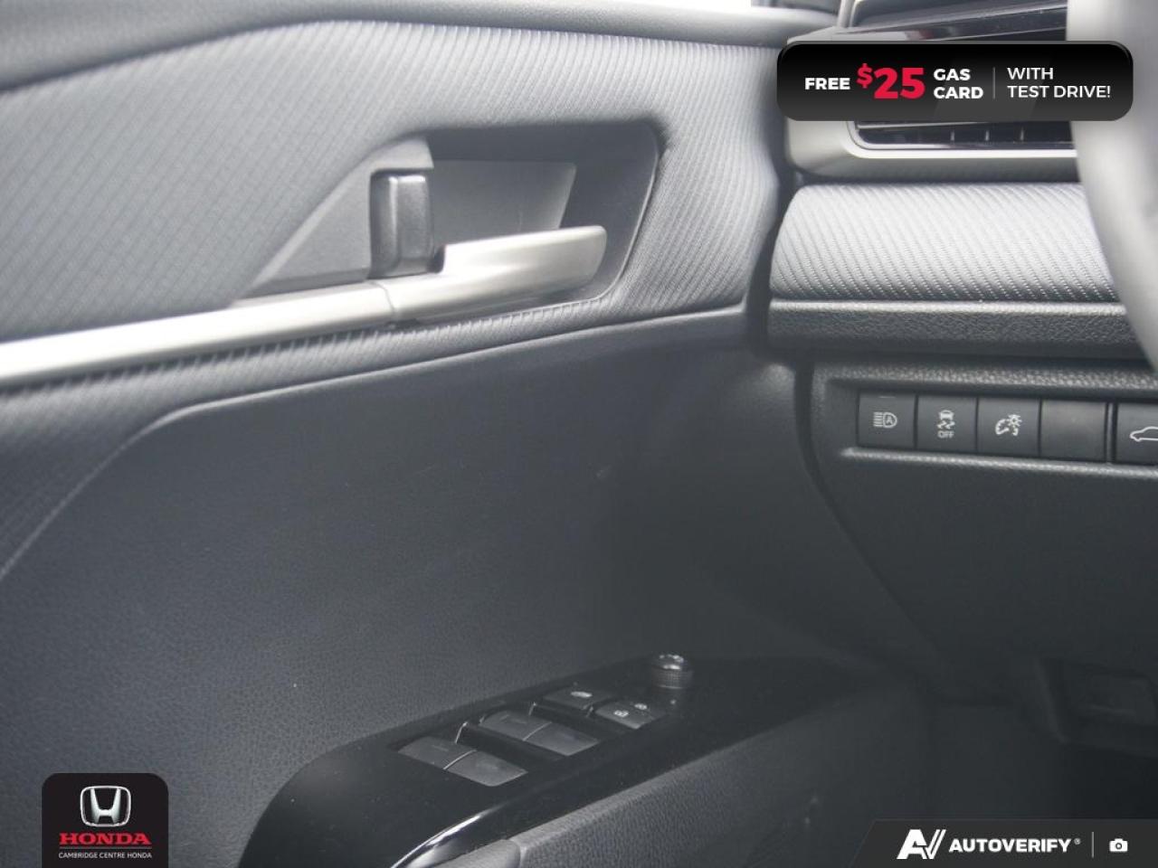 2025 Toyota Camry SE HYBRID VEHICLE! Photo