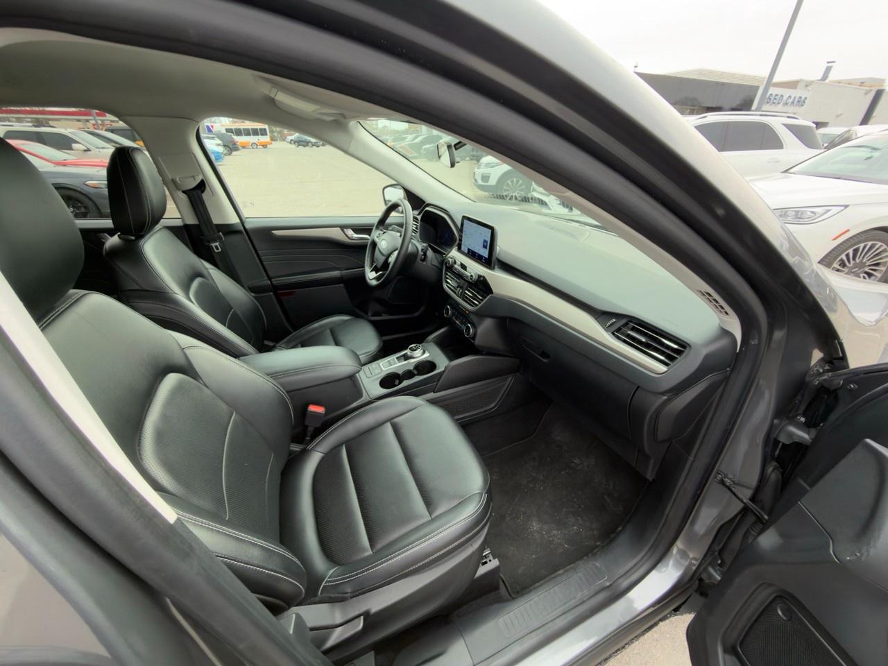 2022 Ford Escape SEL 302A|TECH PK|TOW PK|B&O|PREV DEMO|2.0L Photo