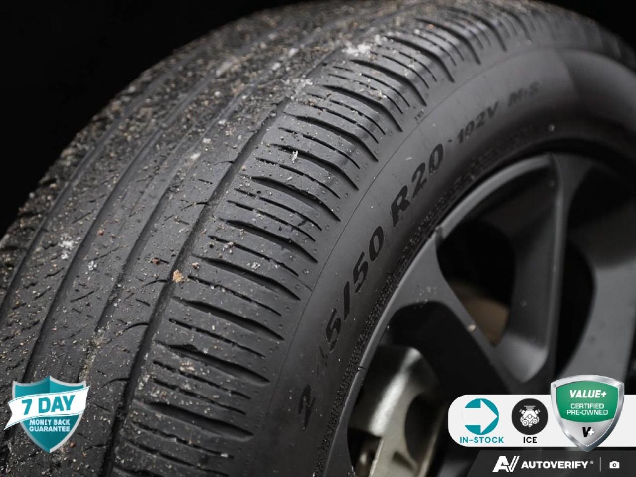 2025 Chrysler Pacifica Limited VENTED/HEATED LEATHER SEATS | POWER SUNROOF Photo