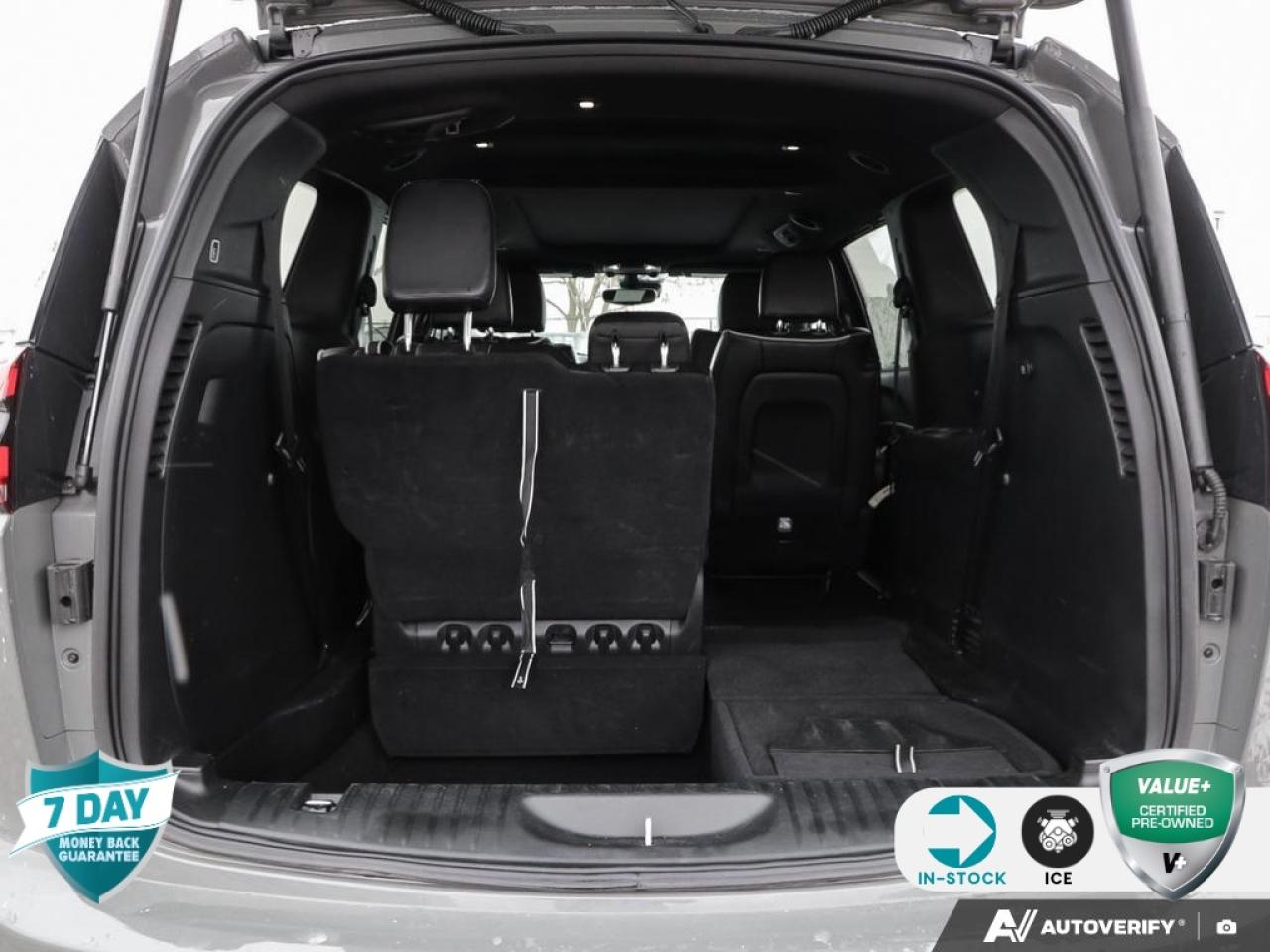 2025 Chrysler Pacifica Limited VENTED/HEATED LEATHER SEATS | POWER SUNROOF Photo