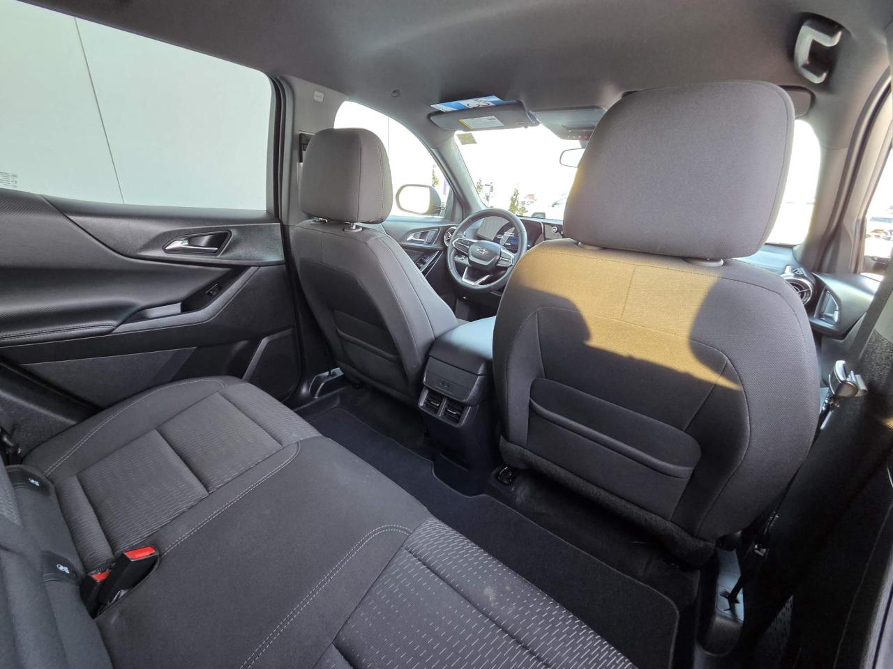 2025 Chevrolet Equinox LT One Owner | FWD | Midnight Edition | 19" Wheels Photo