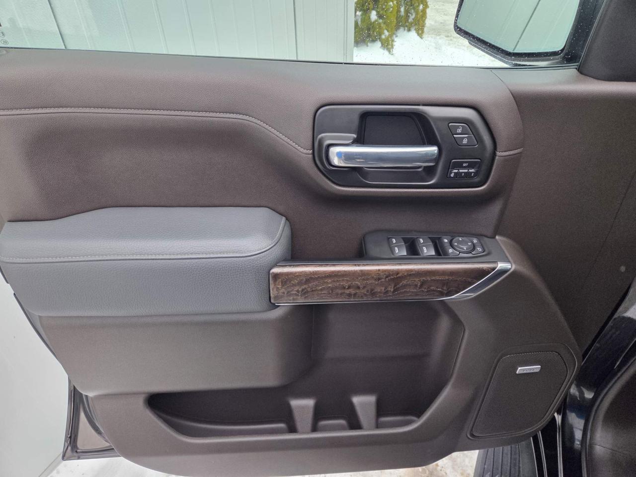 2021 GMC Sierra 1500 Denali One Owner | Navigation | Sunroof | 6'6 Box | 20" Wheels Photo