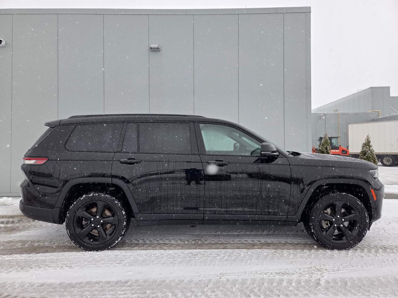 2024 Jeep Grand Cherokee L Limited One Owner | Leather | Navigation | Sunroof | 20" Wheels Photo