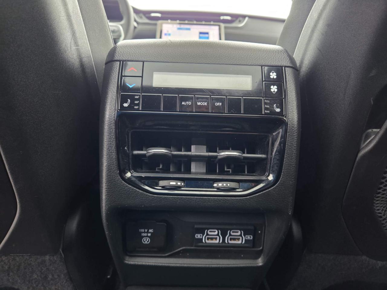 2024 Jeep Grand Cherokee L Limited One Owner | Leather | Navigation | Sunroof | 20" Wheels Photo