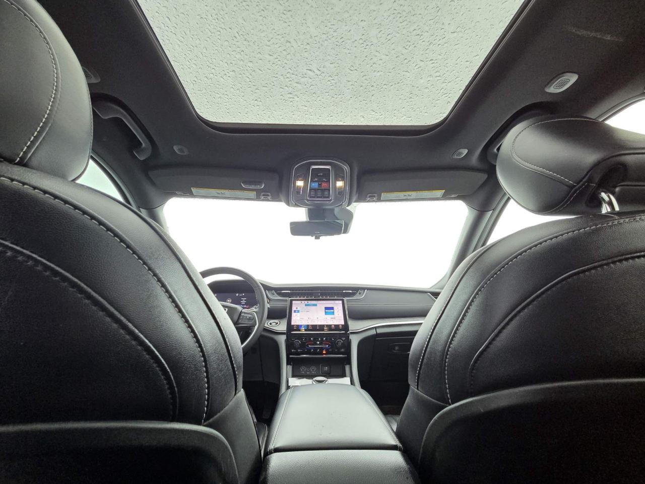 2024 Jeep Grand Cherokee L Limited One Owner | Leather | Navigation | Sunroof | 20" Wheels Photo