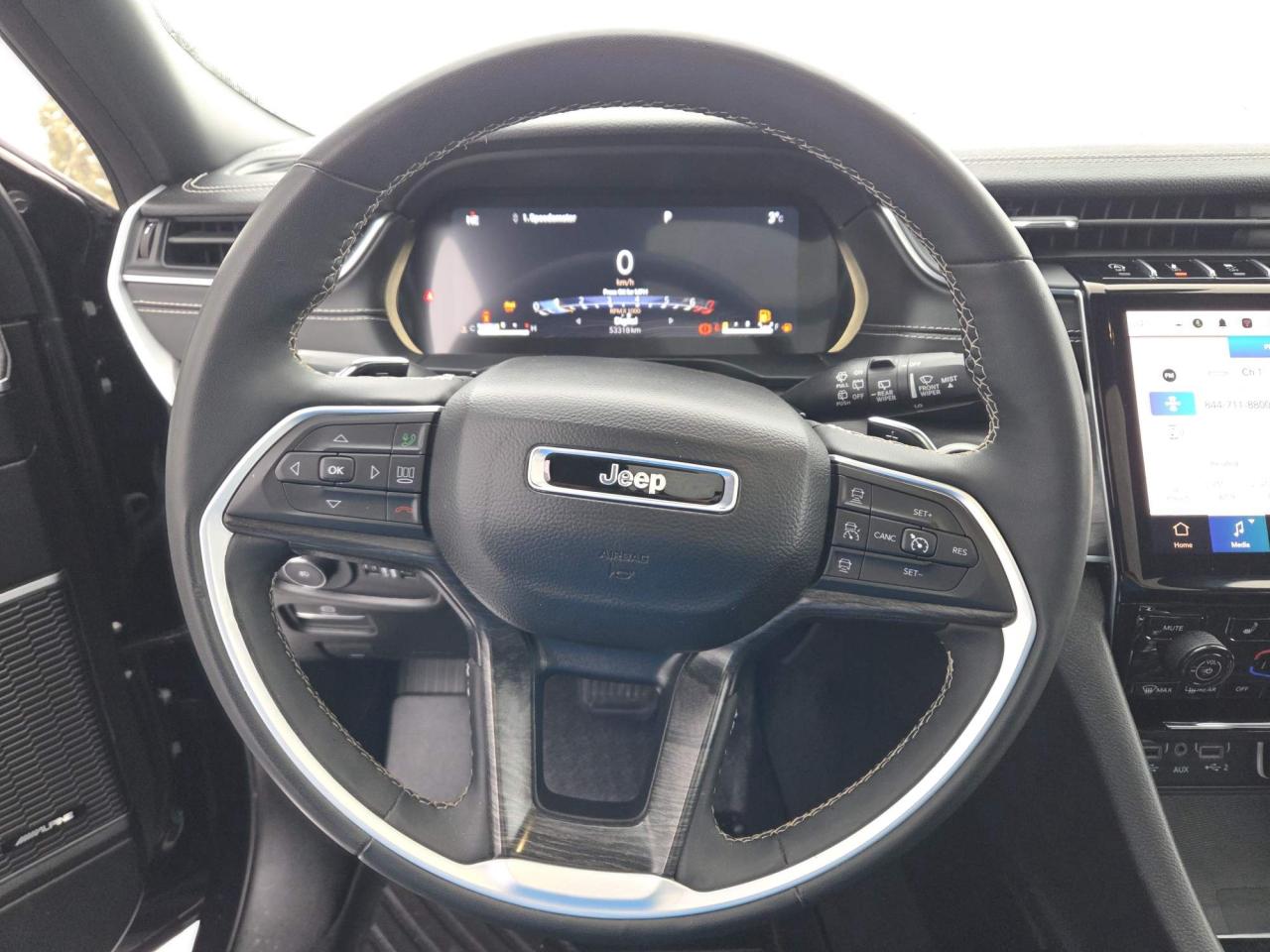 2024 Jeep Grand Cherokee L Limited One Owner | Leather | Navigation | Sunroof | 20" Wheels Photo