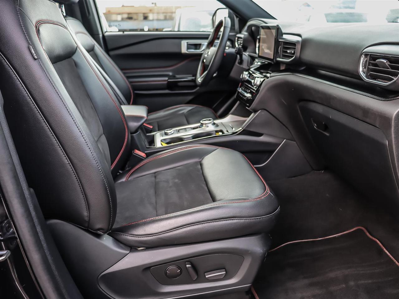 2022 Ford Explorer ST-Line Leather | Roof | Navigation | Photo