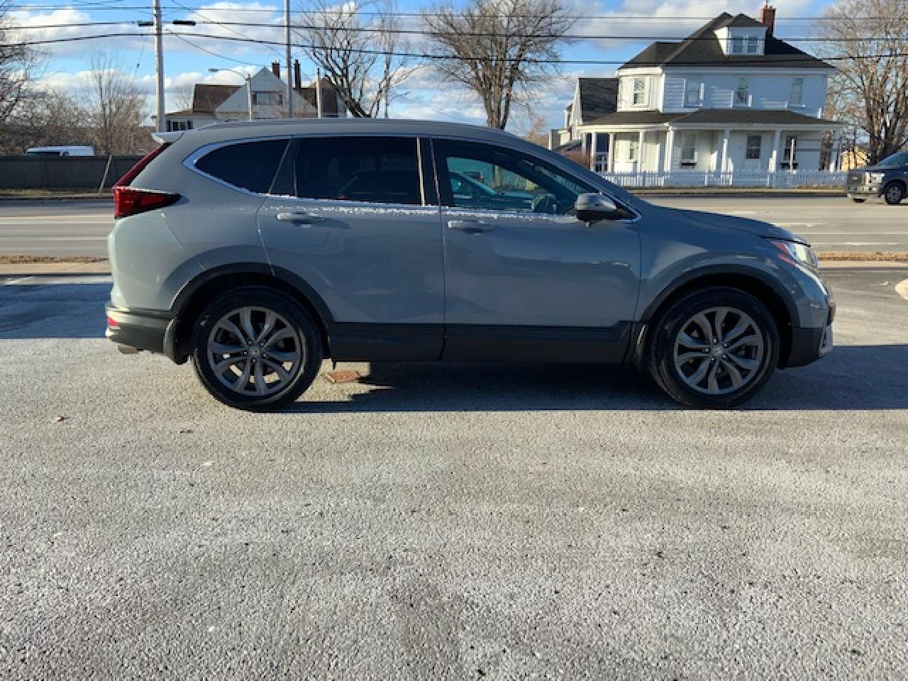 2020 Honda CR-V Sport Photo4