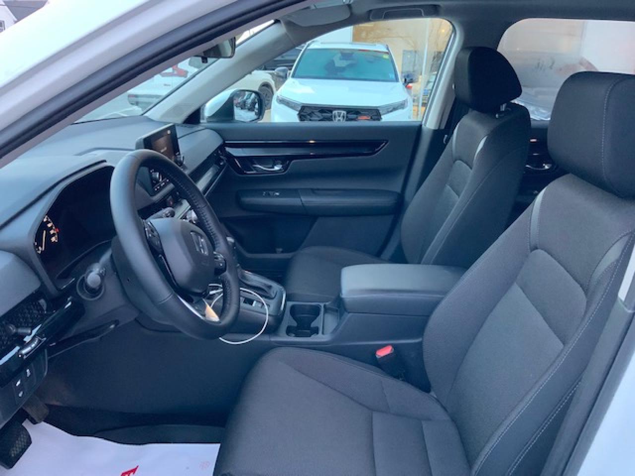 2025 Honda CR-V Sport Photo