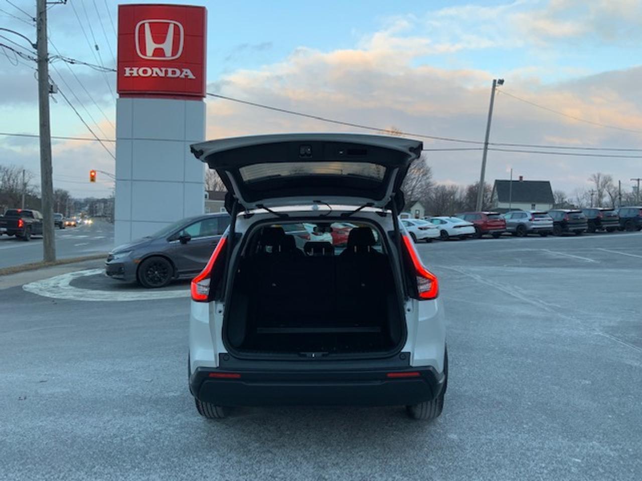 2025 Honda CR-V Sport Photo