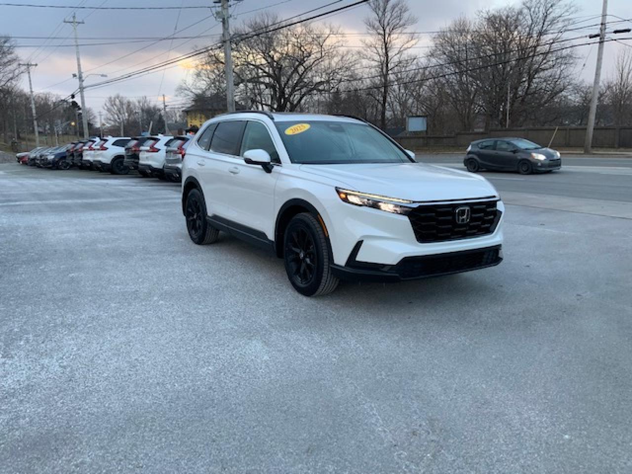 2025 Honda CR-V Sport Photo3