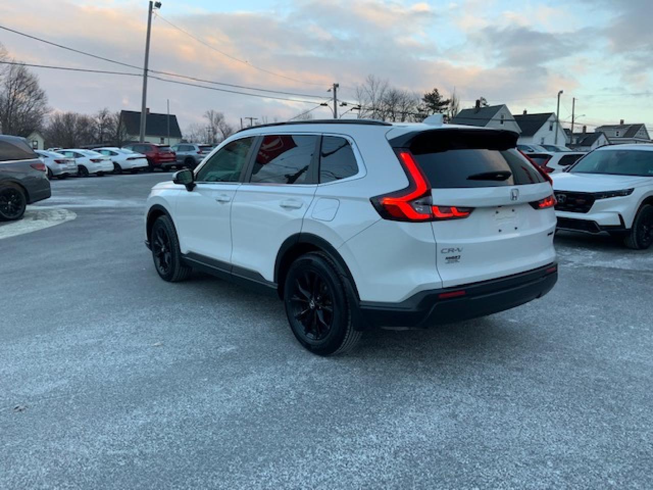 2025 Honda CR-V Sport Photo